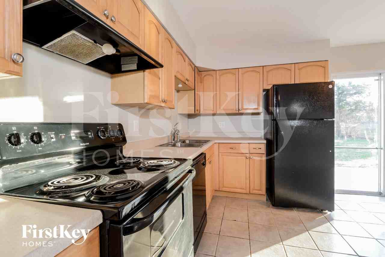 15 E Ofallon Dr - Photo 7 of 15