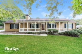 135 Lake Circle Dr - Photo 1 of 1
