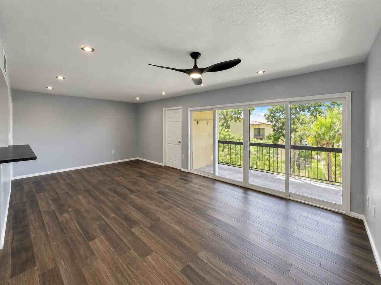 600 Orange Dr - Photo 5 of 21