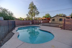 featured image of 533 E Mabel St