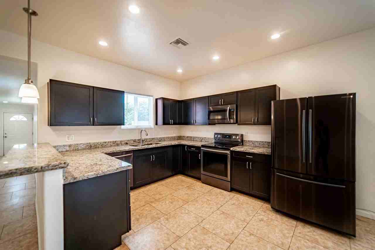 230 E. Linden St. - Photo 5 of 15