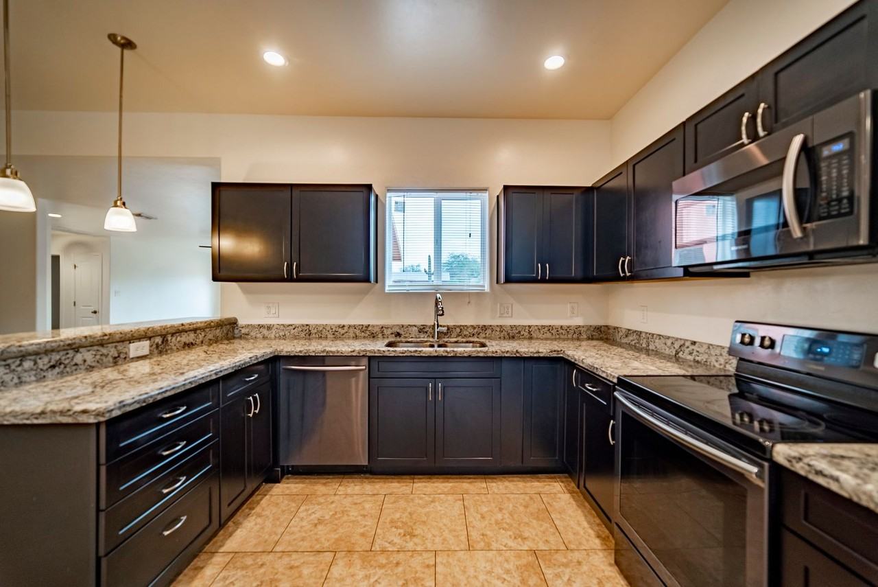 230 E. Linden St. - Photo 6 of 15