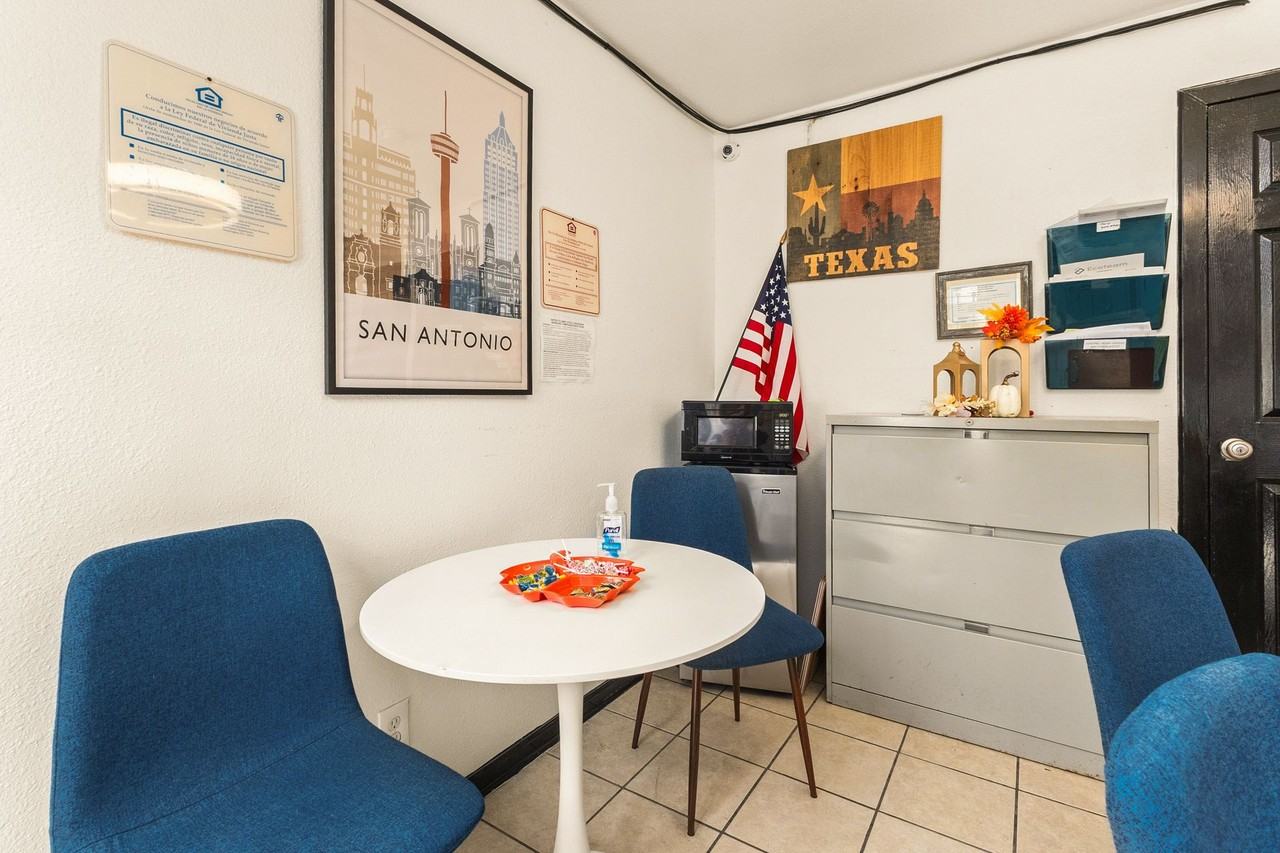 The Bella Apartments - Photo 3 of 44