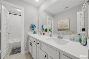 featured image of 3958 Oak Creek Cir