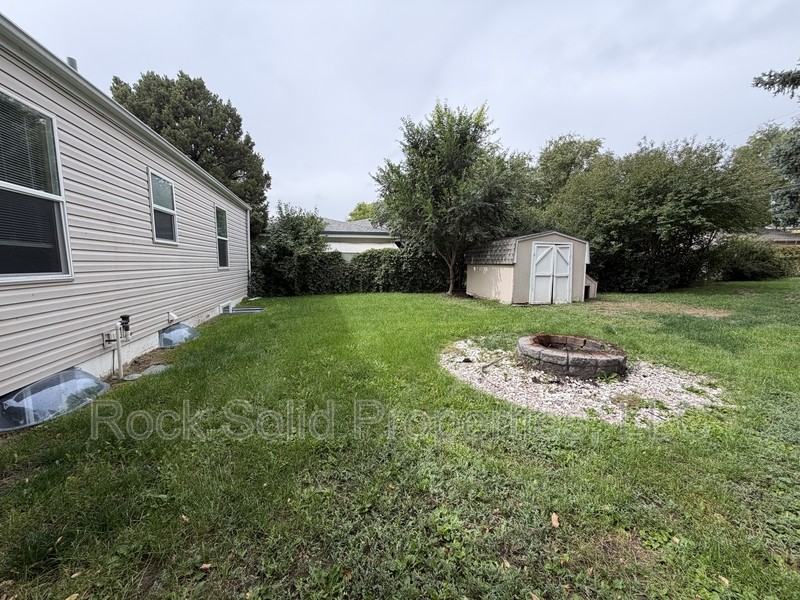 1928 Newton Dr - Photo 6 of 13