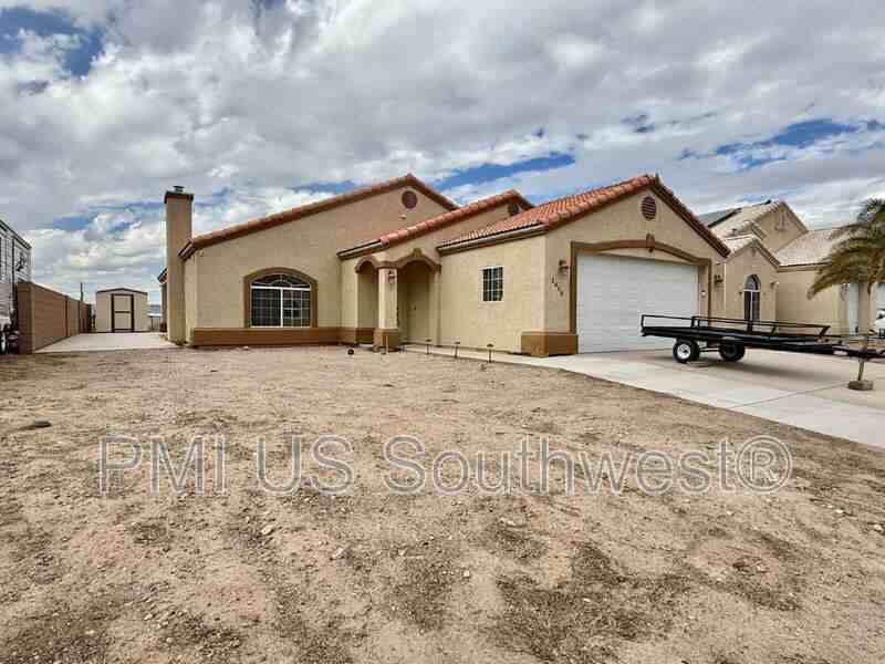2060 E Mesa Verde Way - Photo 2 of 24