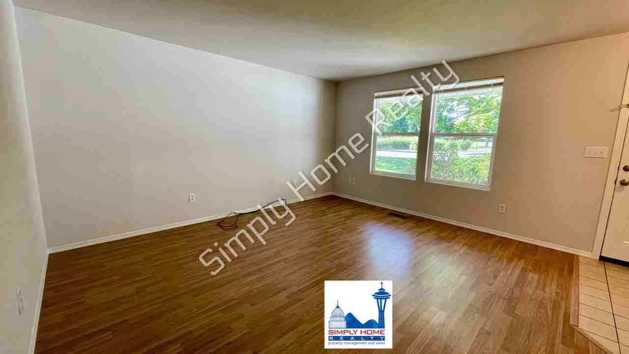 5700 56th Ave Se - Photo 6 of 29