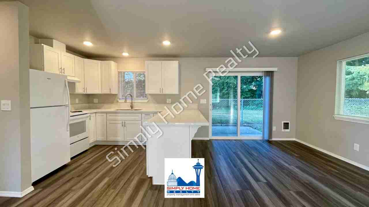 1422 Magnolia St Se - Photo 4 of 23