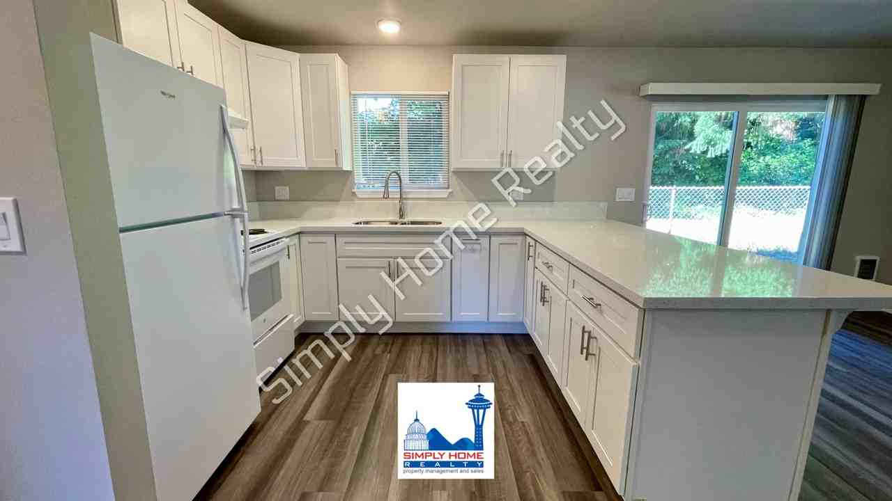 1422 Magnolia St Se - Photo 5 of 23