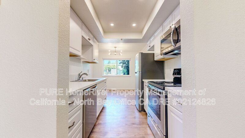 1620 Herbert St #10 - Photo 7 of 37