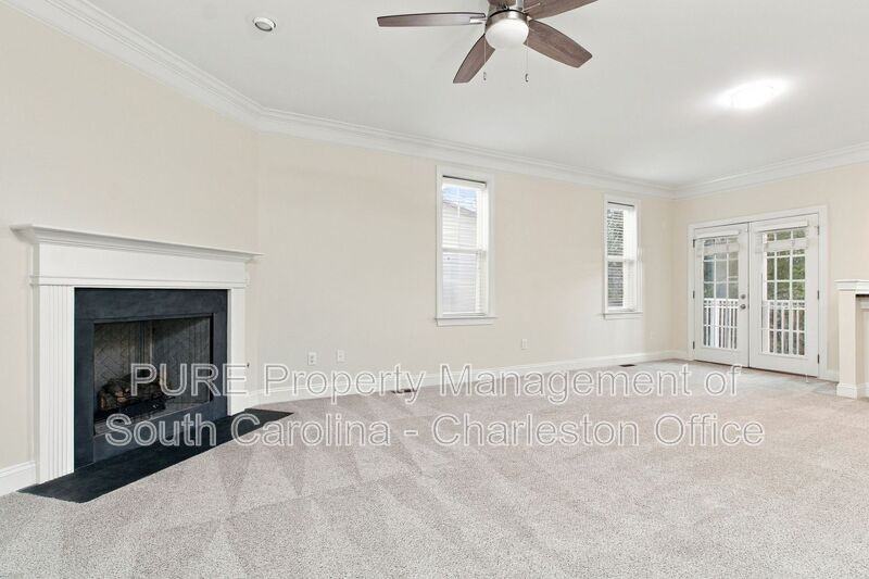 1205 Dingle Rd - Photo 3 of 22