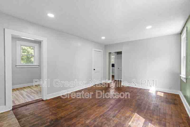 212 1/2 W End Ave #B - Photo 3 of 14
