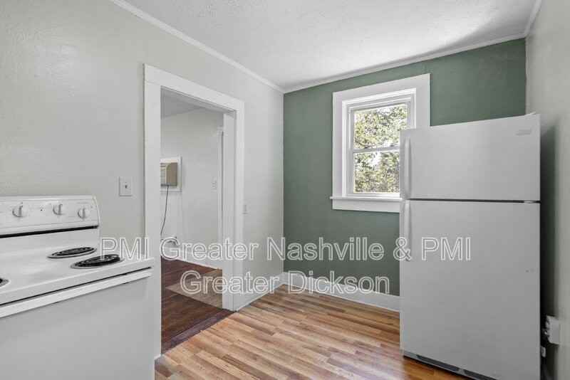 212 1/2 W End Ave #B - Photo 6 of 14