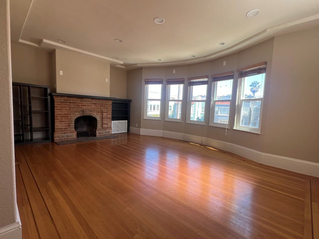 330 Capistrano Ave #NA - Photo 2 of 11