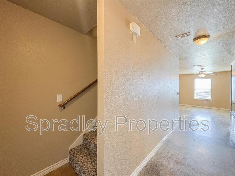 772A E Ridge Blvd - Photo 4 of 22