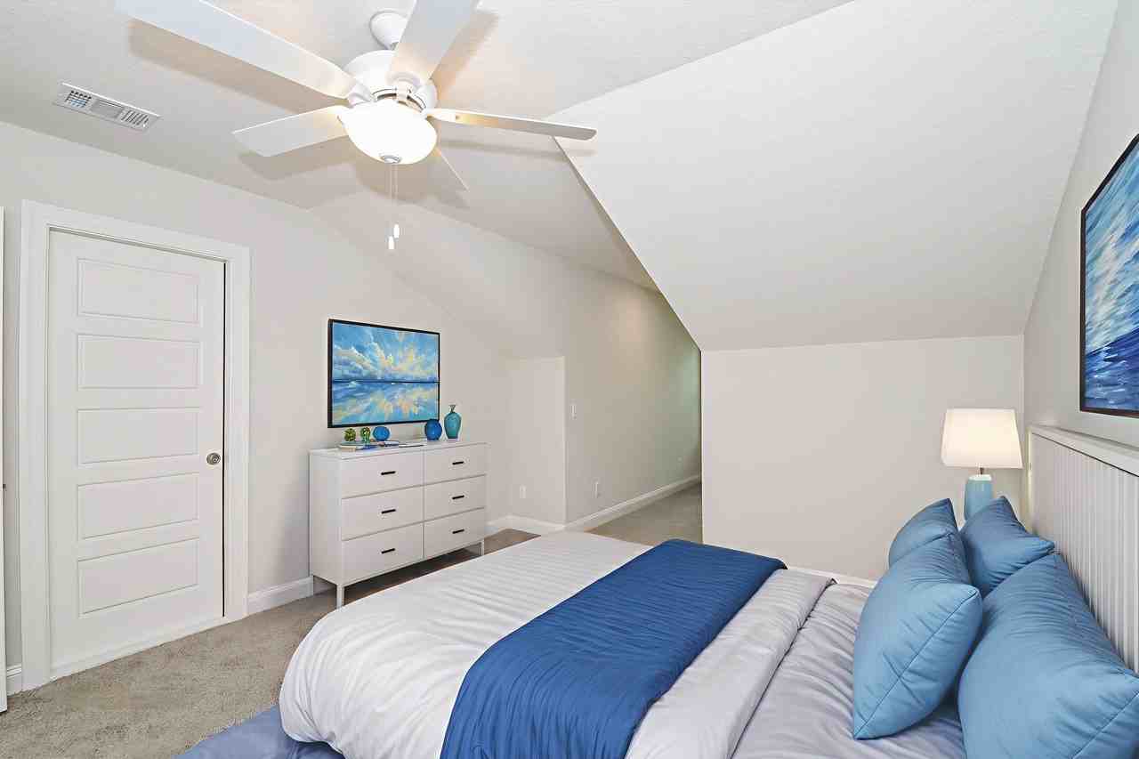 2041 Silo Street - Photo 3 of 25