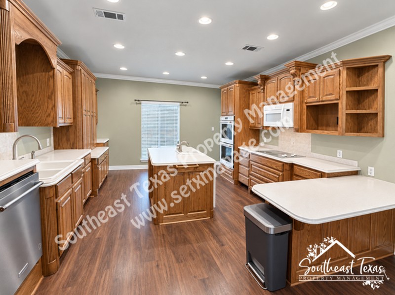 11320 Cathryn Ln - Photo 6 of 26