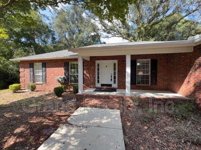 6464 Outer Dr - Photo 2 of 35