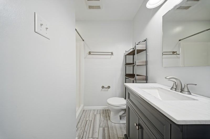 1128 Grandy Ct - Photo 5 of 22