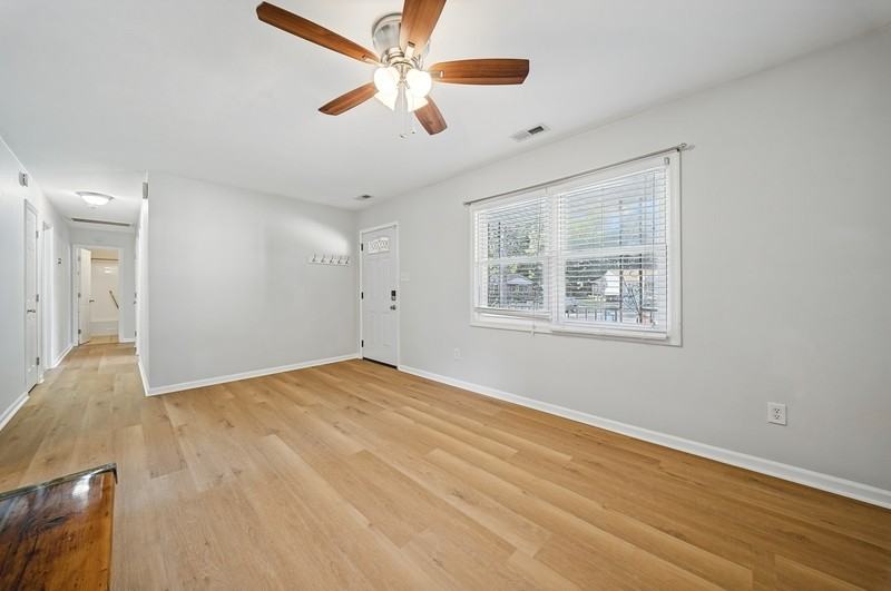 1128 Grandy Ct - Photo 6 of 22