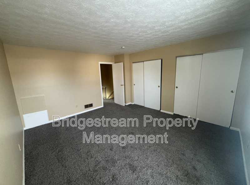 967 Taylorsview Dr - Photo 6 of 9
