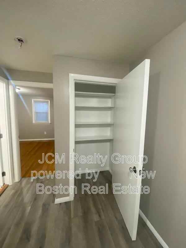 351 Boston St #B3 - Photo 5 of 8