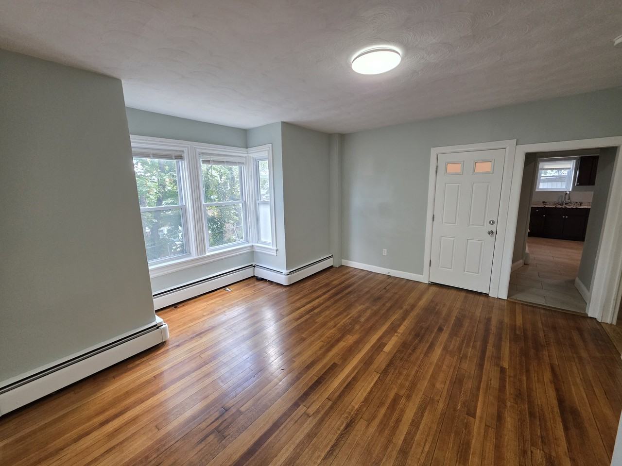 18 Highland St - Photo 2 of 12
