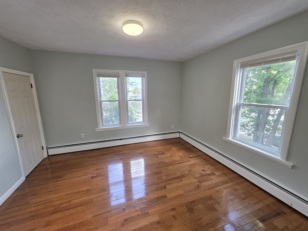 18 Highland St - Photo 3 of 12