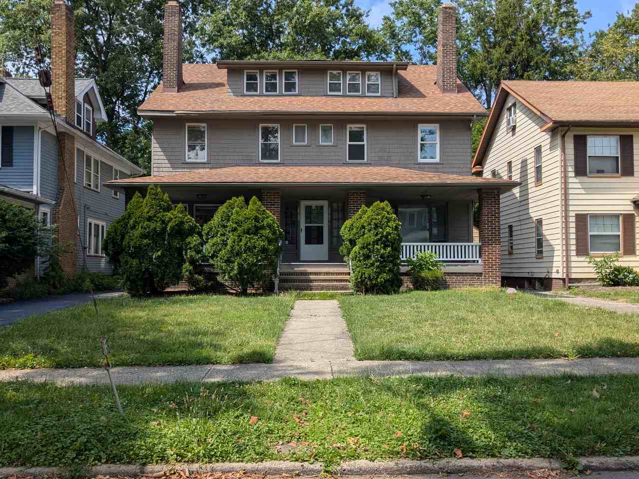 2965 E Derbyshire Rd - Photo 3 of 34