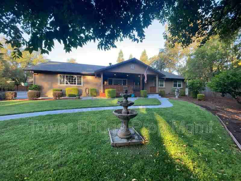 5770 Hoffman Ln