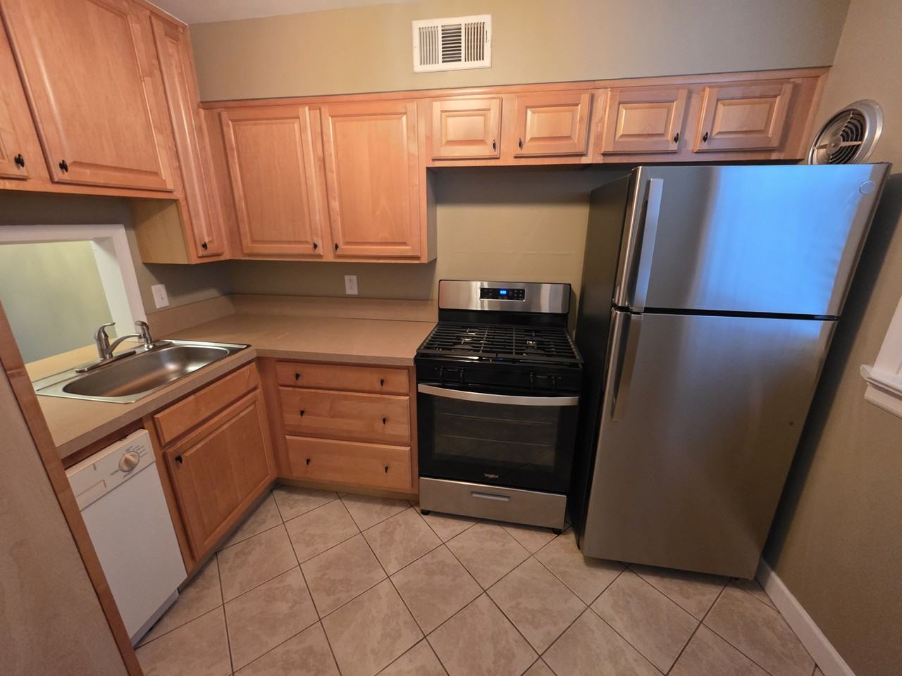 409 N Hamilton St #UB - Photo 4 of 14