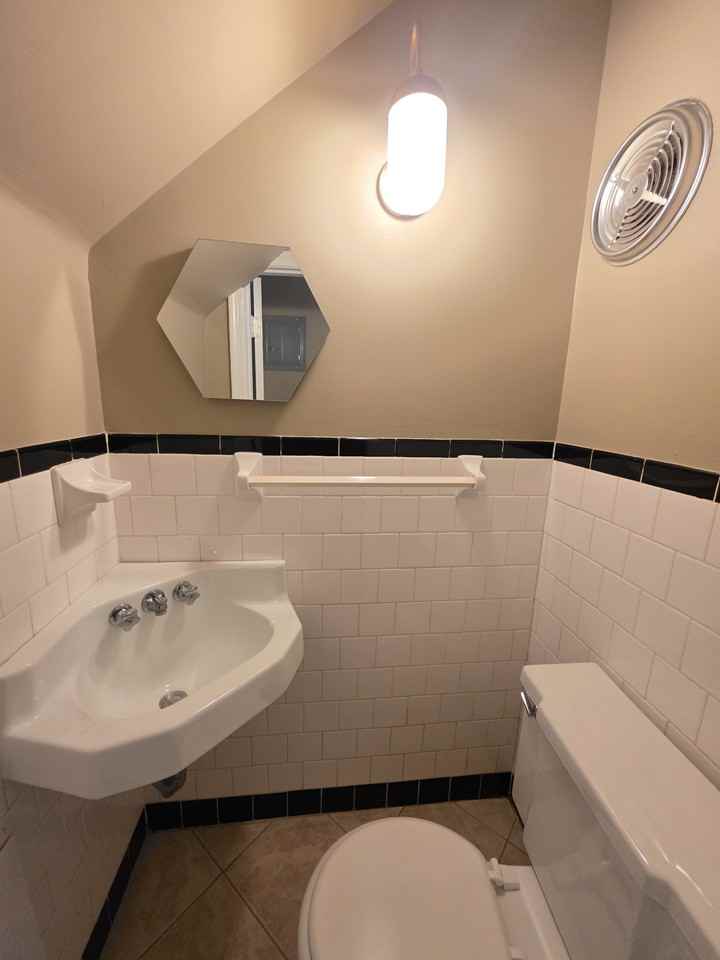 409 N Hamilton St #UB - Photo 6 of 14