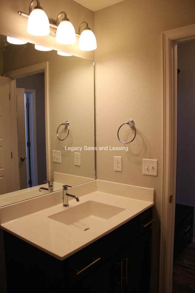 13270 S 89th East Pl - Photo 7 of 25