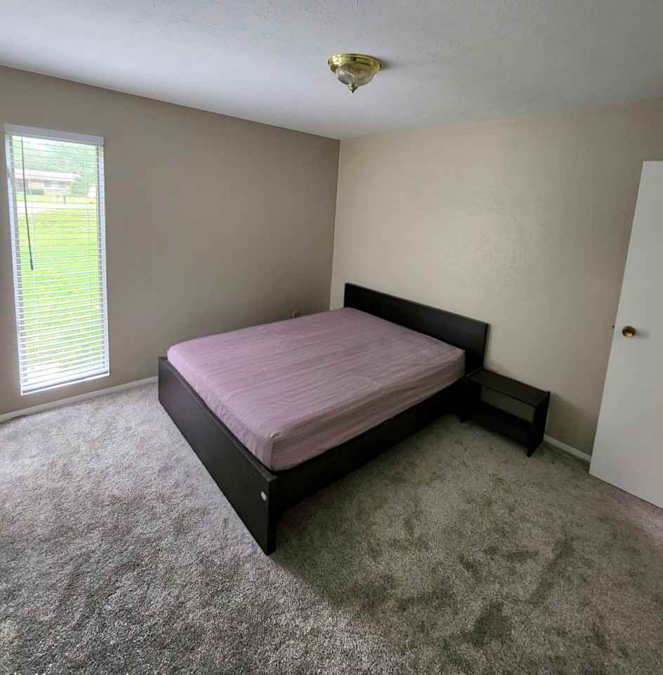 53120 Fox Ct - Photo 3 of 18