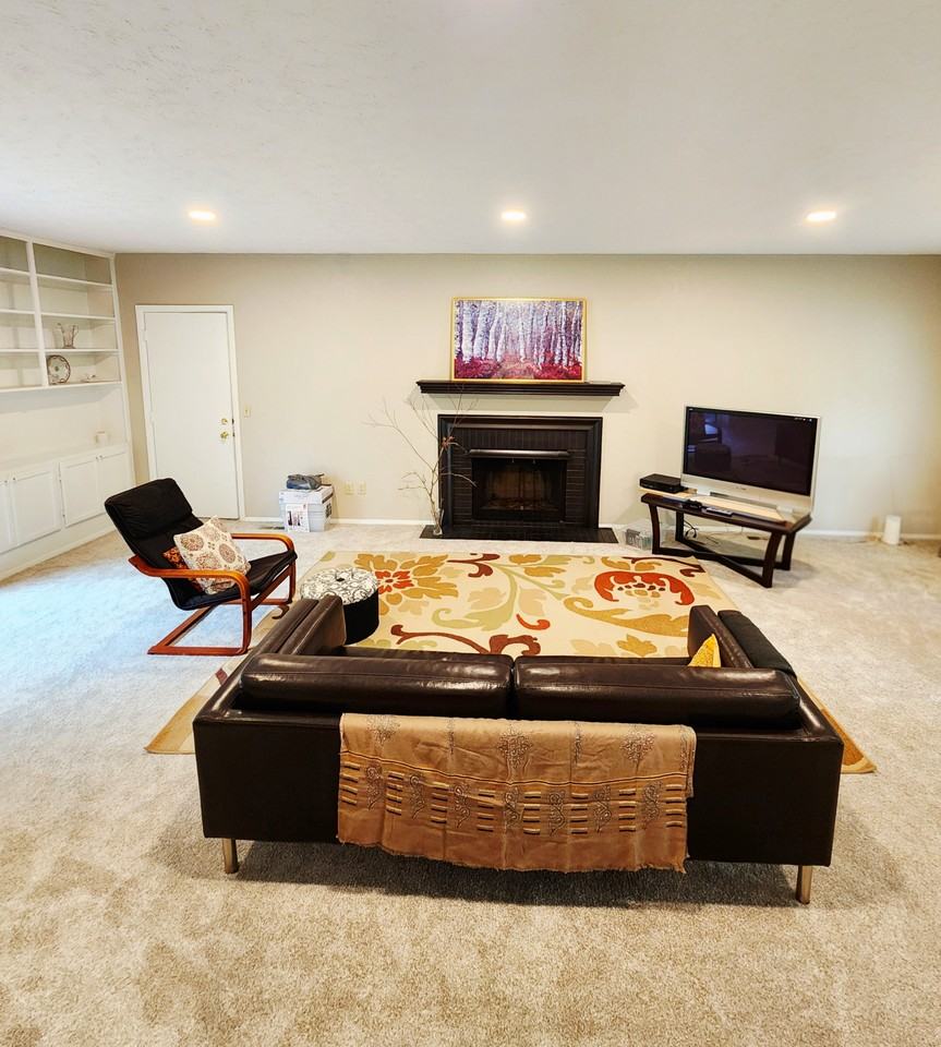 53120 Fox Ct - Photo 4 of 18