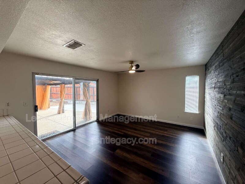 8609 Oakbank Way - Photo 6 of 18
