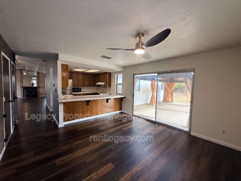 8609 Oakbank Way - Photo 7 of 18