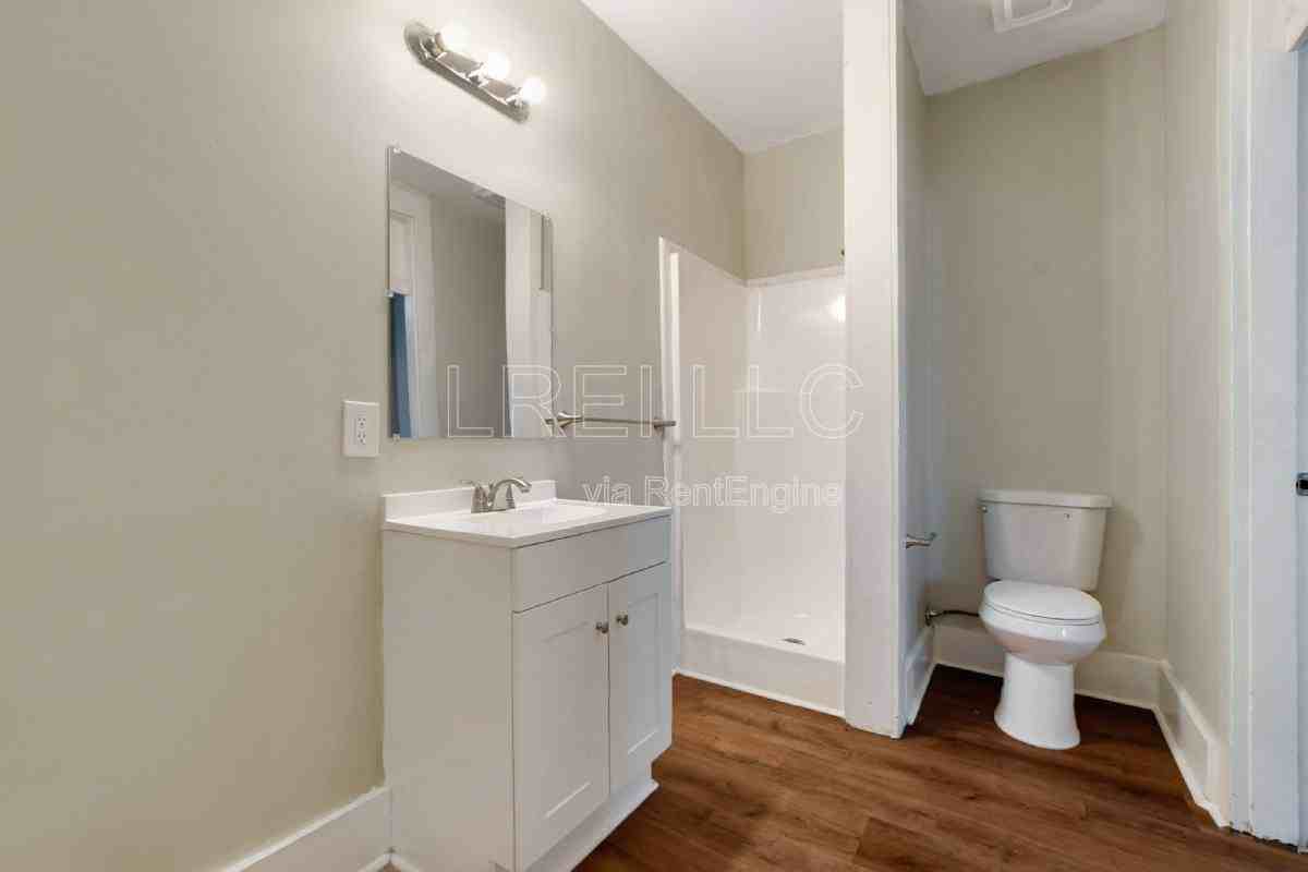 1705 1 2 Hale Ave - Photo 4 of 10