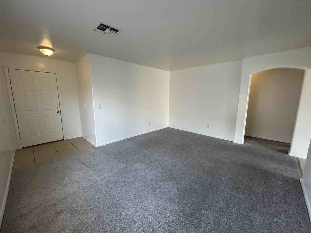 12232 W Windrose Dr - Photo 4 of 29
