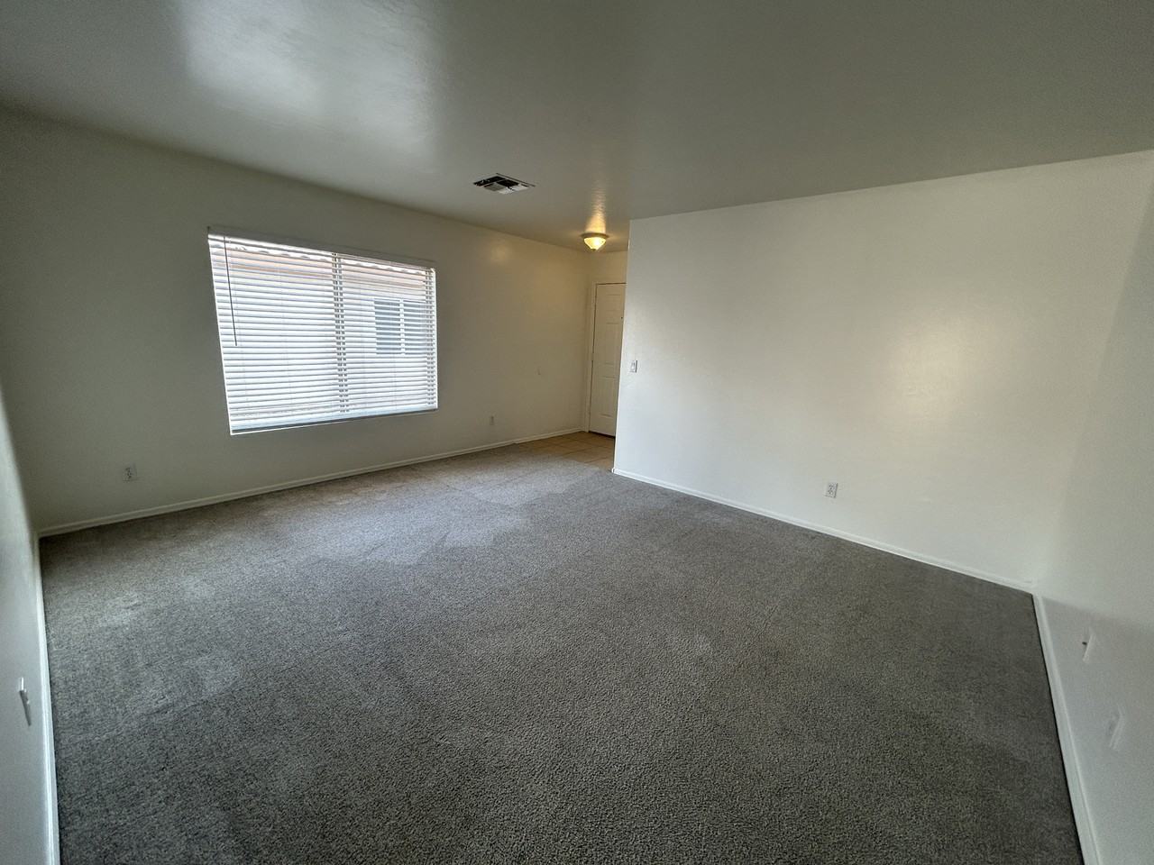 12232 W Windrose Dr - Photo 6 of 29