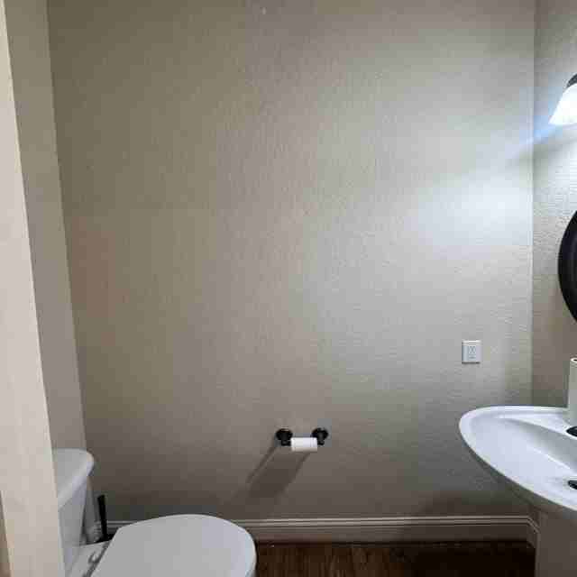 701 Trinity St #620 - Photo 7 of 27