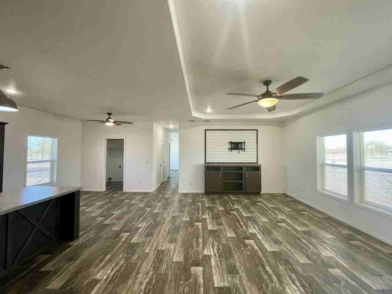20312 W Arlington Rd - Photo 6 of 30