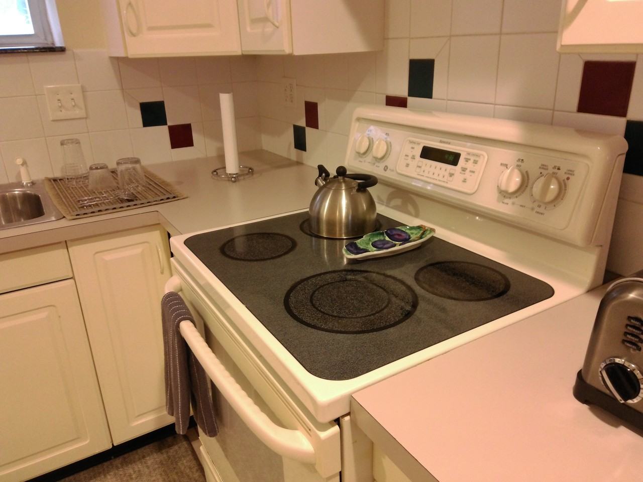 Myrtle St #B - Photo 3 of 21