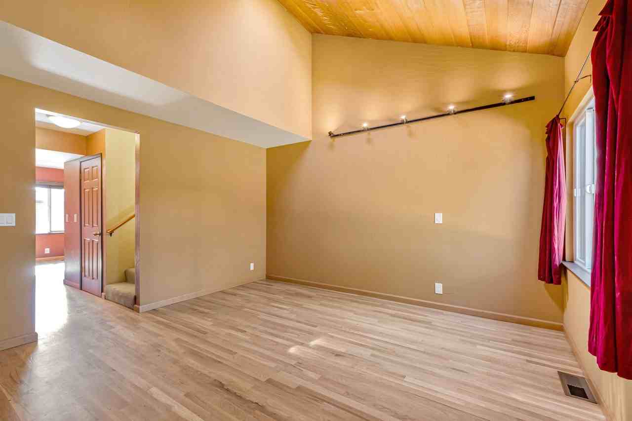300 Plateau Ave - Photo 6 of 39
