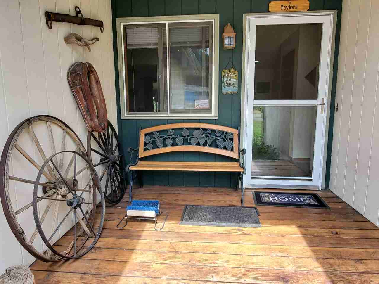 1069 Morgan St #B - Photo 4 of 23