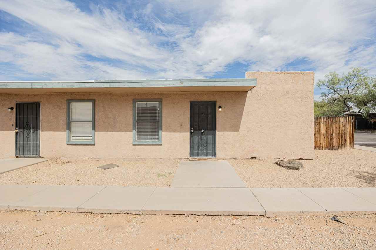 2730 E Belleview St #6 - Photo 2 of 19