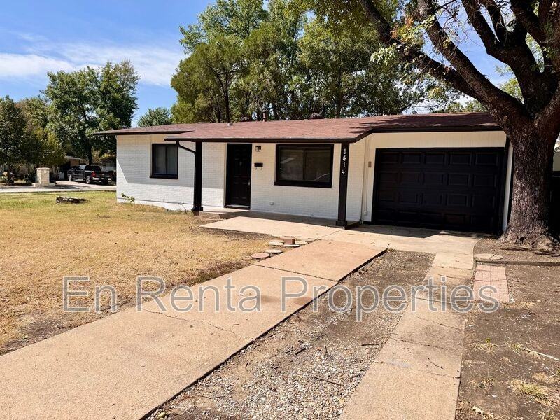 1414 Lackland St - Photo 2 of 23