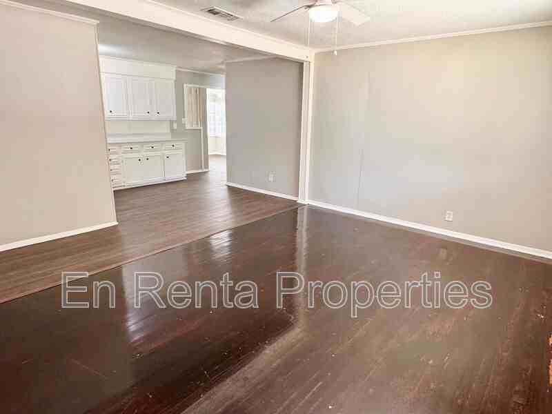 1414 Lackland St - Photo 3 of 23