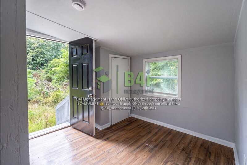 70 W Smith Rd - Photo 2 of 18