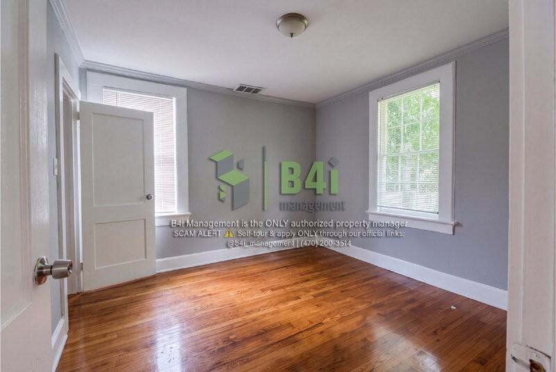 243 Margaret Ave - Photo 5 of 11